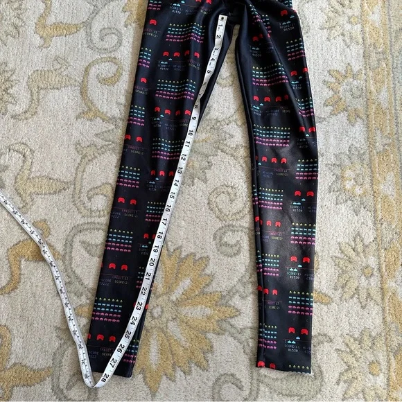 Blackmilk Space Invaders Leggings XXS - Picture 9 of 10